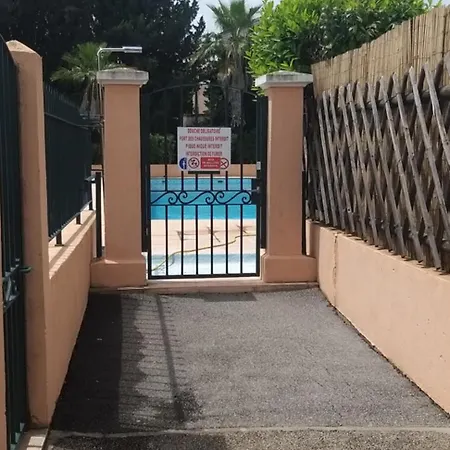 Holiday home Individuelle Villeneuve-Loubet